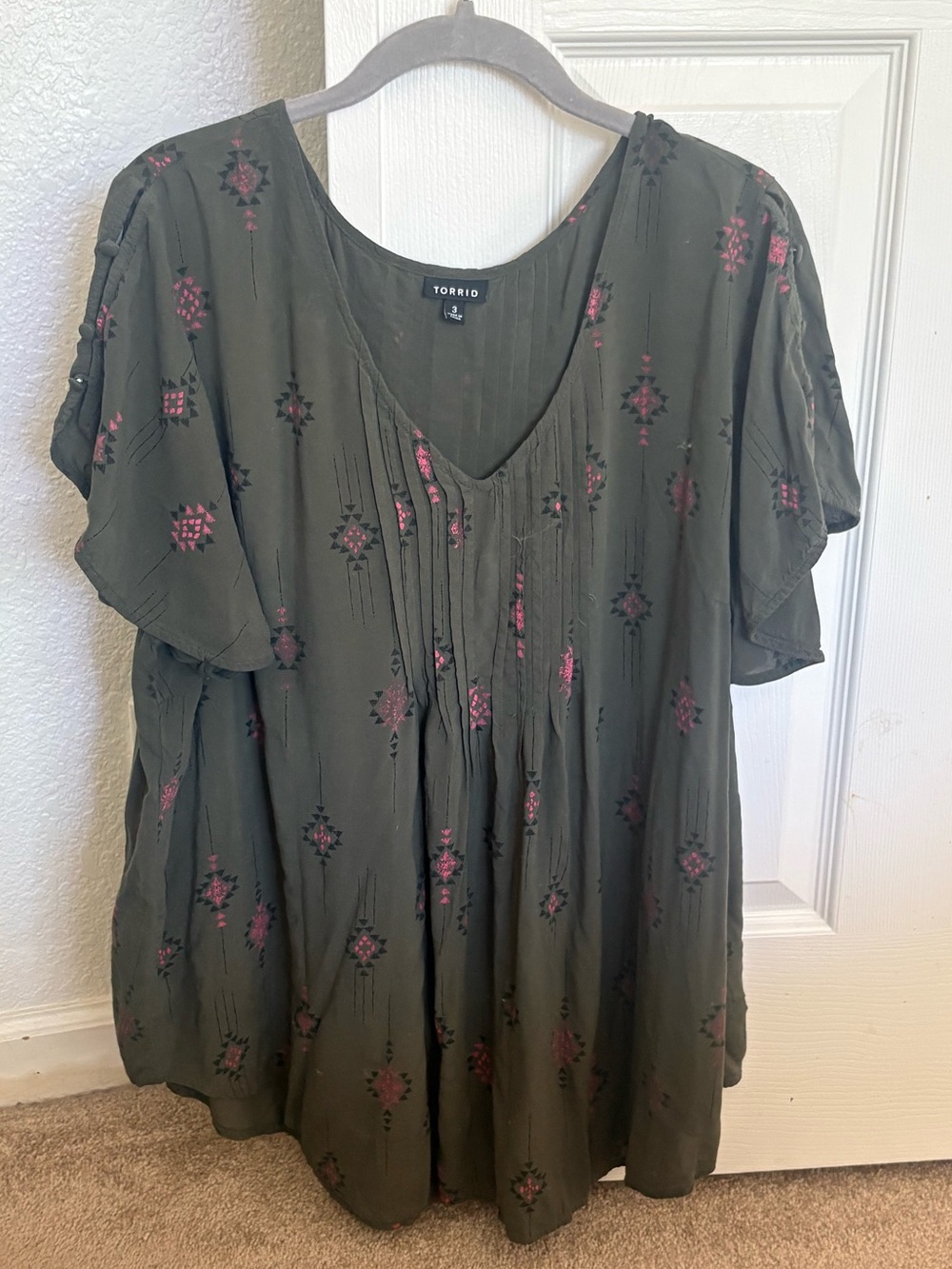 torrid Olive Green V-Neck Flutter Sleeve Blouse with Pink Embroidery